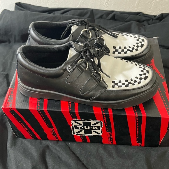 TUK Creeper Sneakers - Picture 3 of 5
